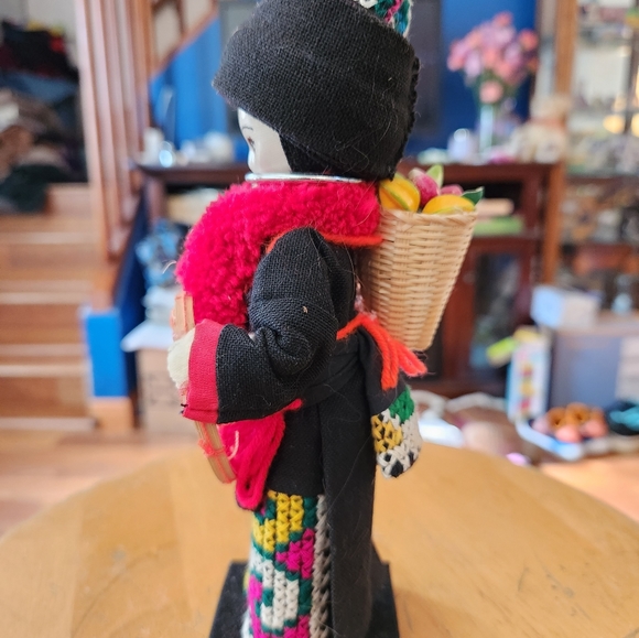 RARE VINTAGE Thai Chiangmai Akha Tribal Ethnic 8” Handmade Doll On Stnd w/friend - Picture 10 of 13